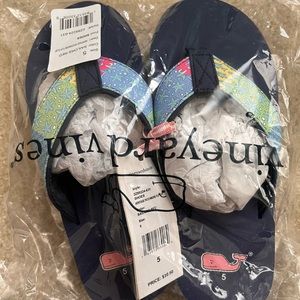 NWT Vineyard Vines Women Patchwork Flip Flops